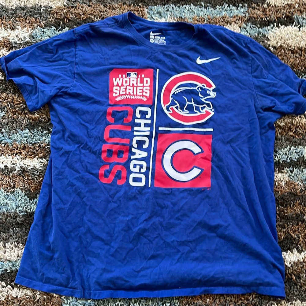 Men’s XL Nike Chicago Cubs World Series Shirt